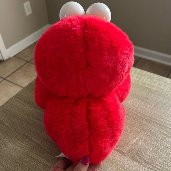 PREOWNED … Vintage 1997 TYCO “Tickle Me Elmo” Plush Toy - Picture 2 of 4